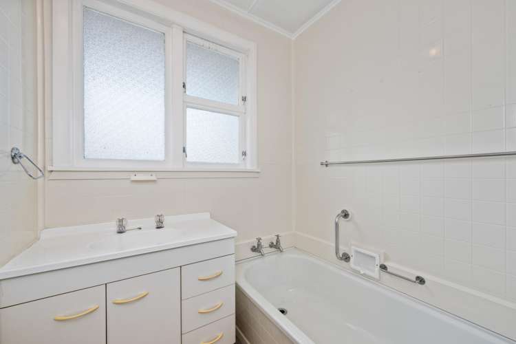 7 Bexhill Crescent Redwoodtown_17