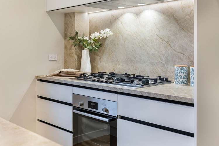 56 Ara Taha Crescent Orewa_11