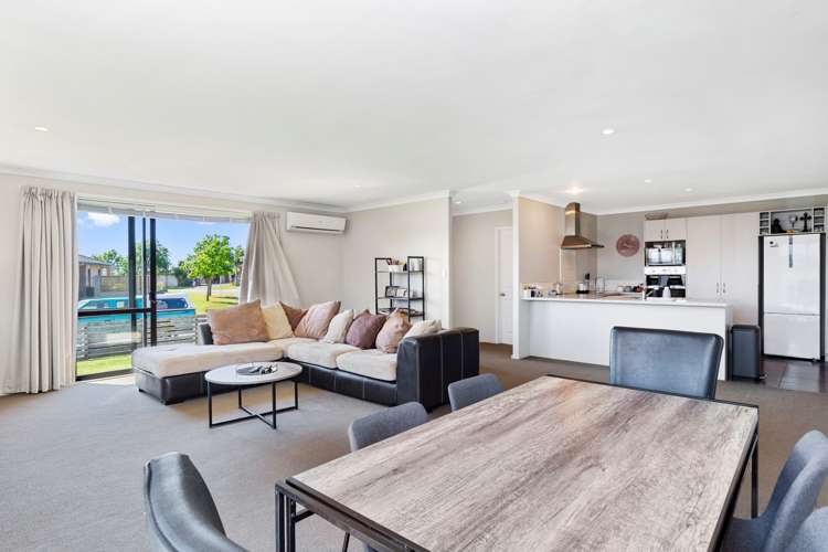 34 Twin Oak Avenue Papamoa_5