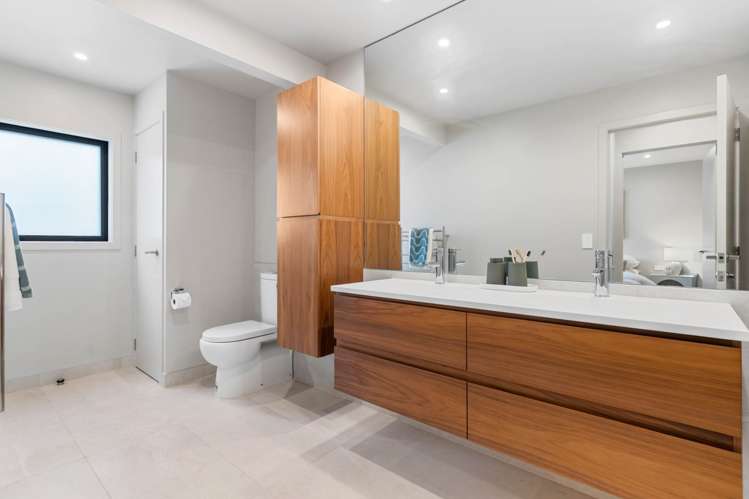68 Long Drive St Heliers_21