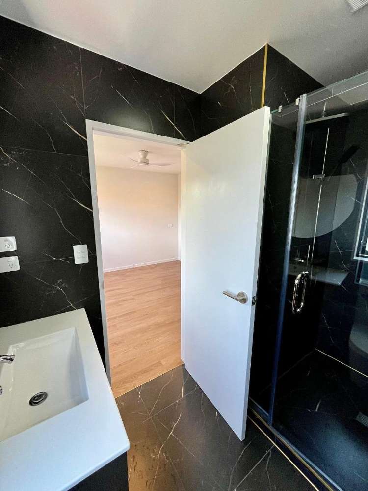 9/2145 Great North Road Avondale_12