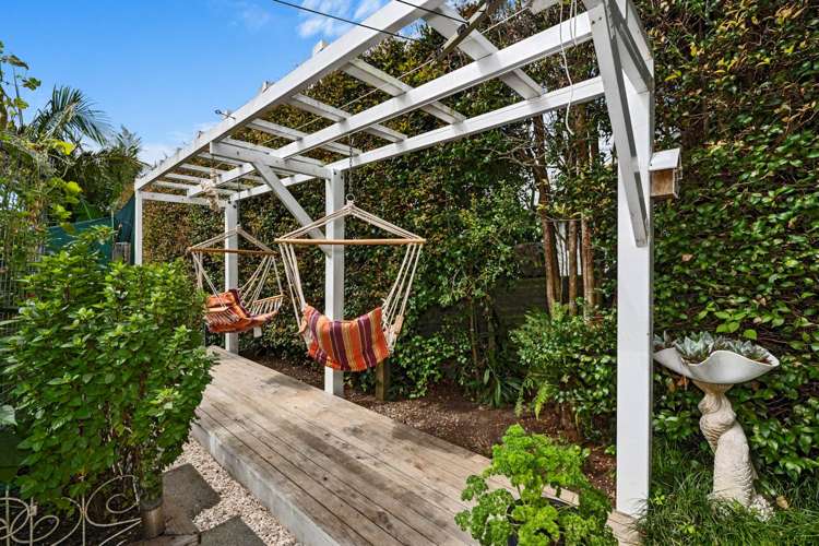 4 Taitapu Street Massey_25