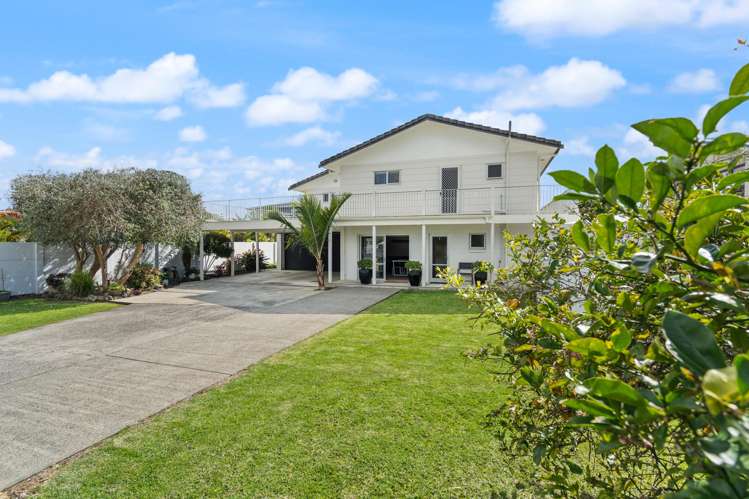 11 Adamson Road Taipa_24