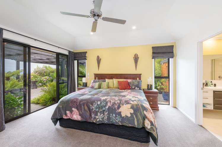 5 Berkshire Place Stoke_15