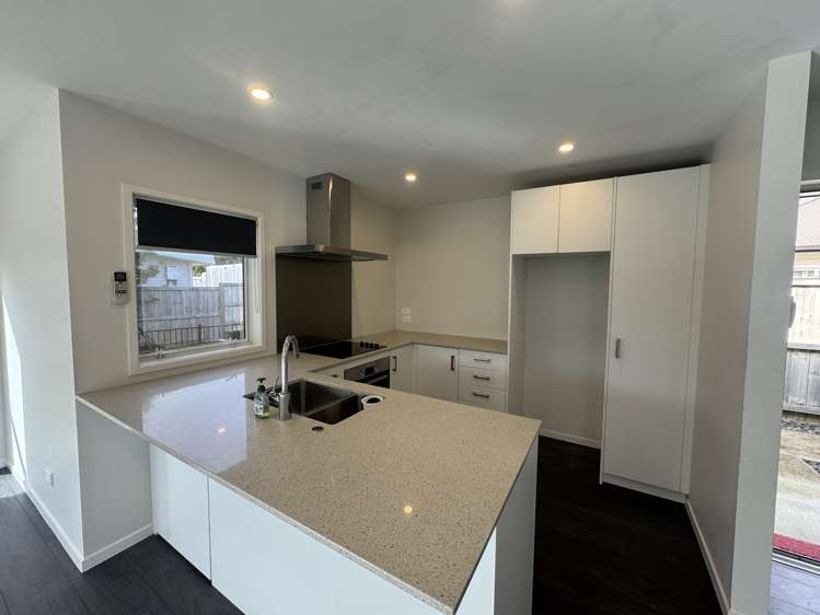 A/7 Te Roera Place Riverhead_3