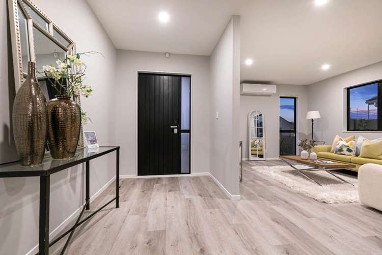 11 Frith Street Wainui_5