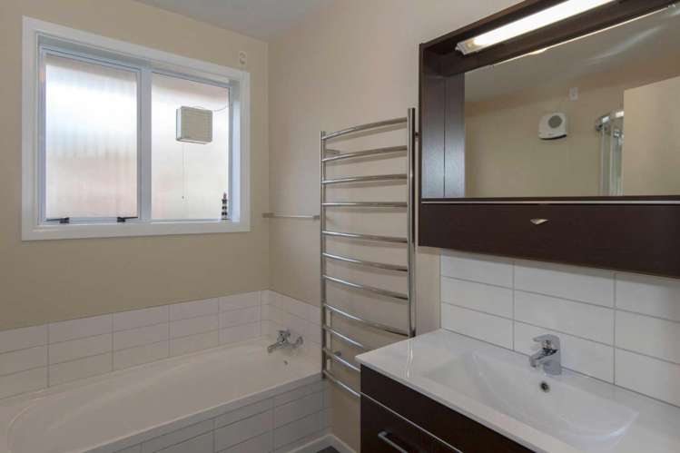 21 Lochee Road Upper Riccarton_18