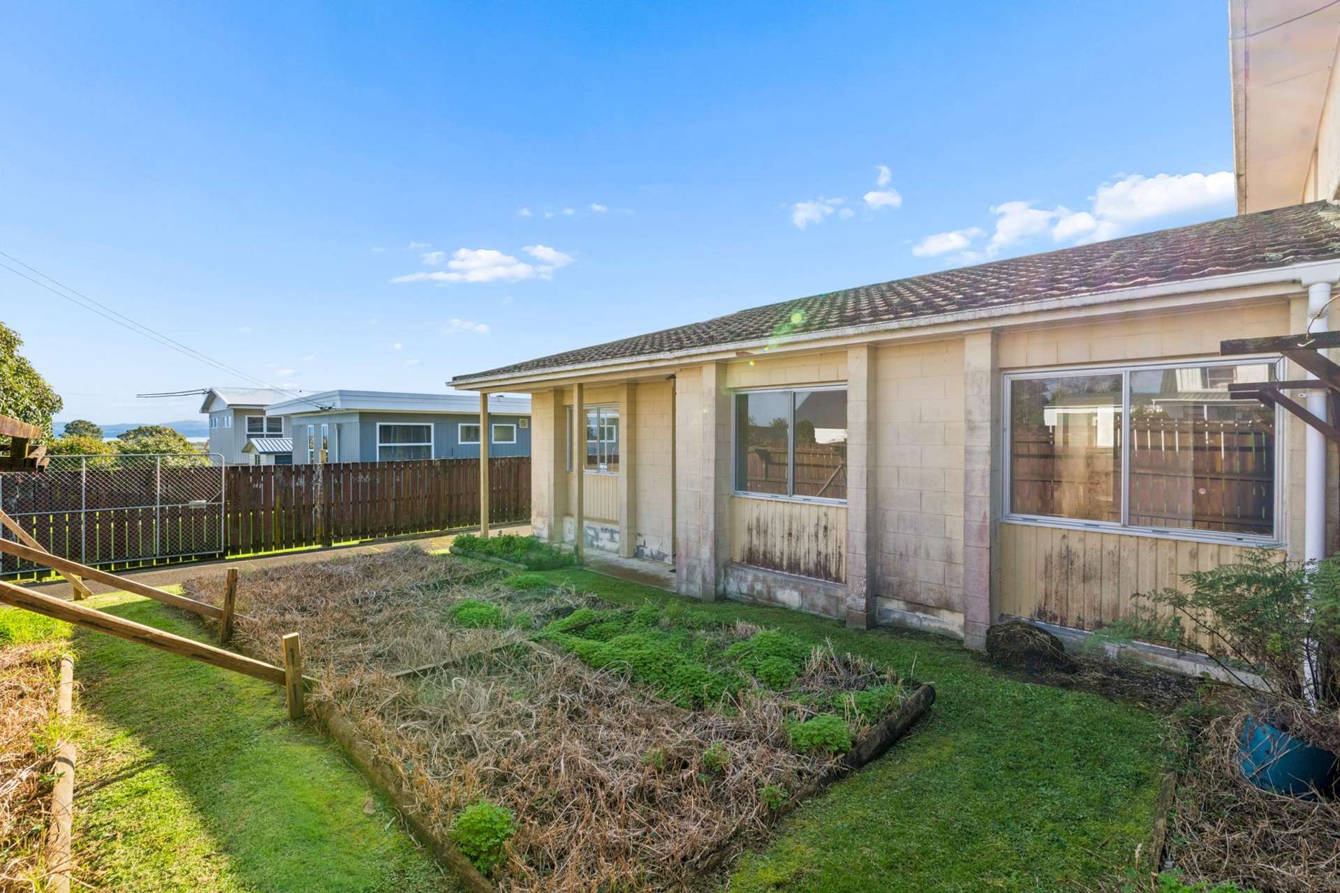 1/30 Ridgemount Rise Mangere Bridge_0