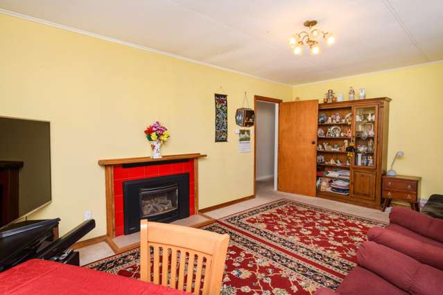 7 Exeter Crescent Takaro_2