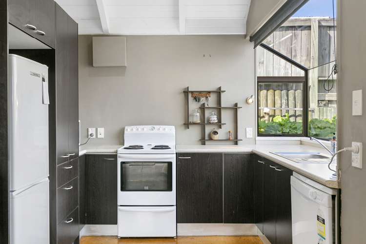 2/44 Taupo View Road Taupo_9