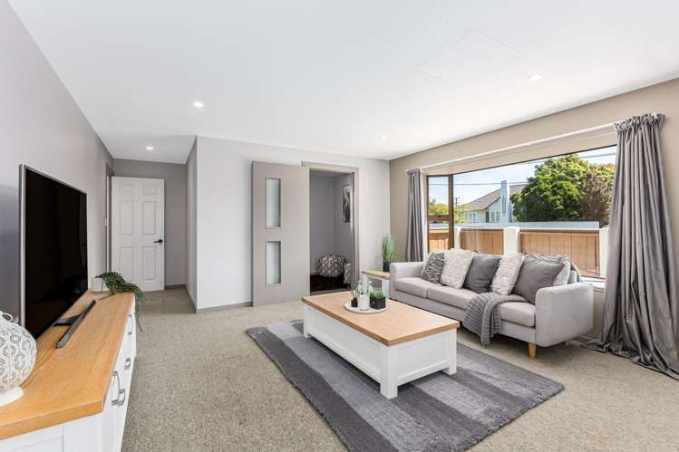 4 Oxford Crescent Ebdentown_8