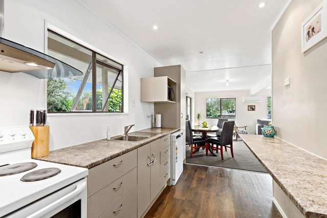 6 Te Moau Avenue Parakai_3