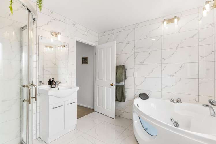 27 Stevenson Road Clarks Beach_15