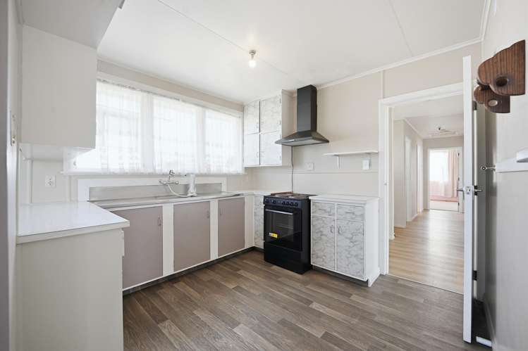 28 Mountbatten Place_4