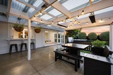 10 New Windsor Road_4