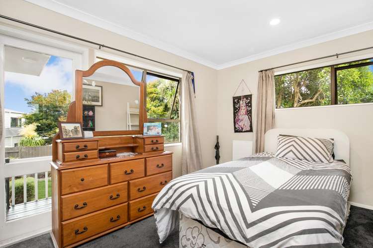 40 Saint Annes Crescent Wattle Downs_12