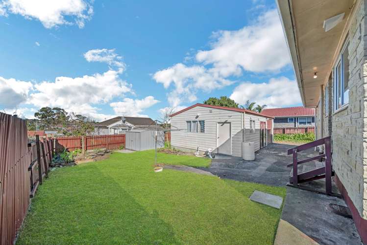 93 Flat Bush Road Clover Park_22