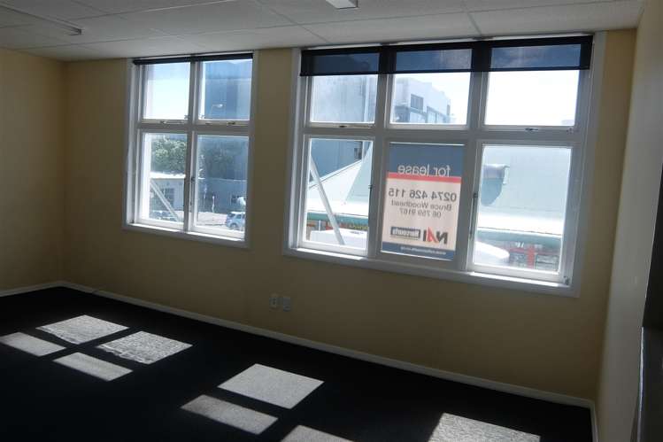 1st Floor/46 Egmont Street New Plymouth City_6