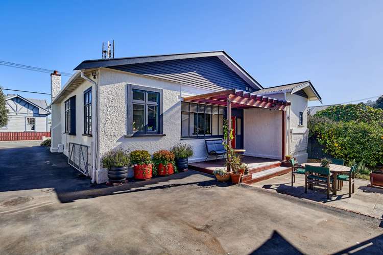 21 Campbell Terrace Petone_27