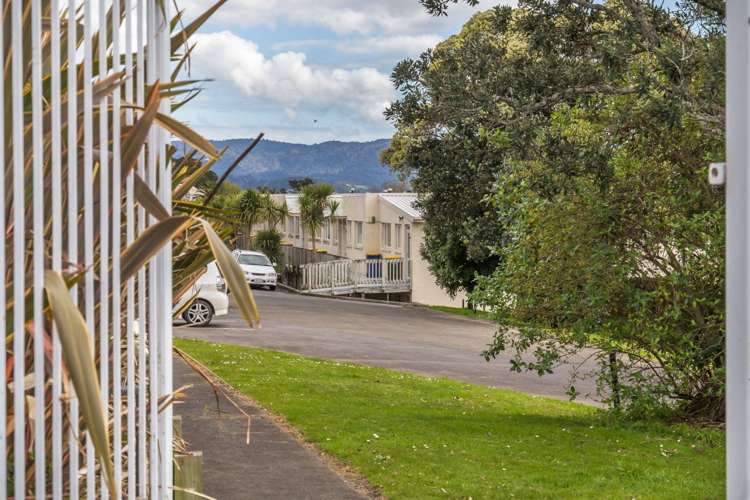 5/242 Great North Road Henderson_6