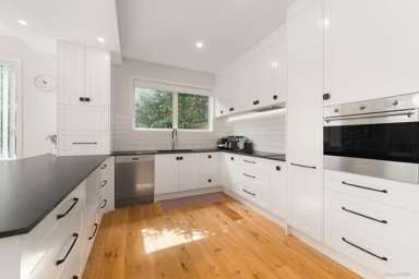 14 Eagleson Street_4