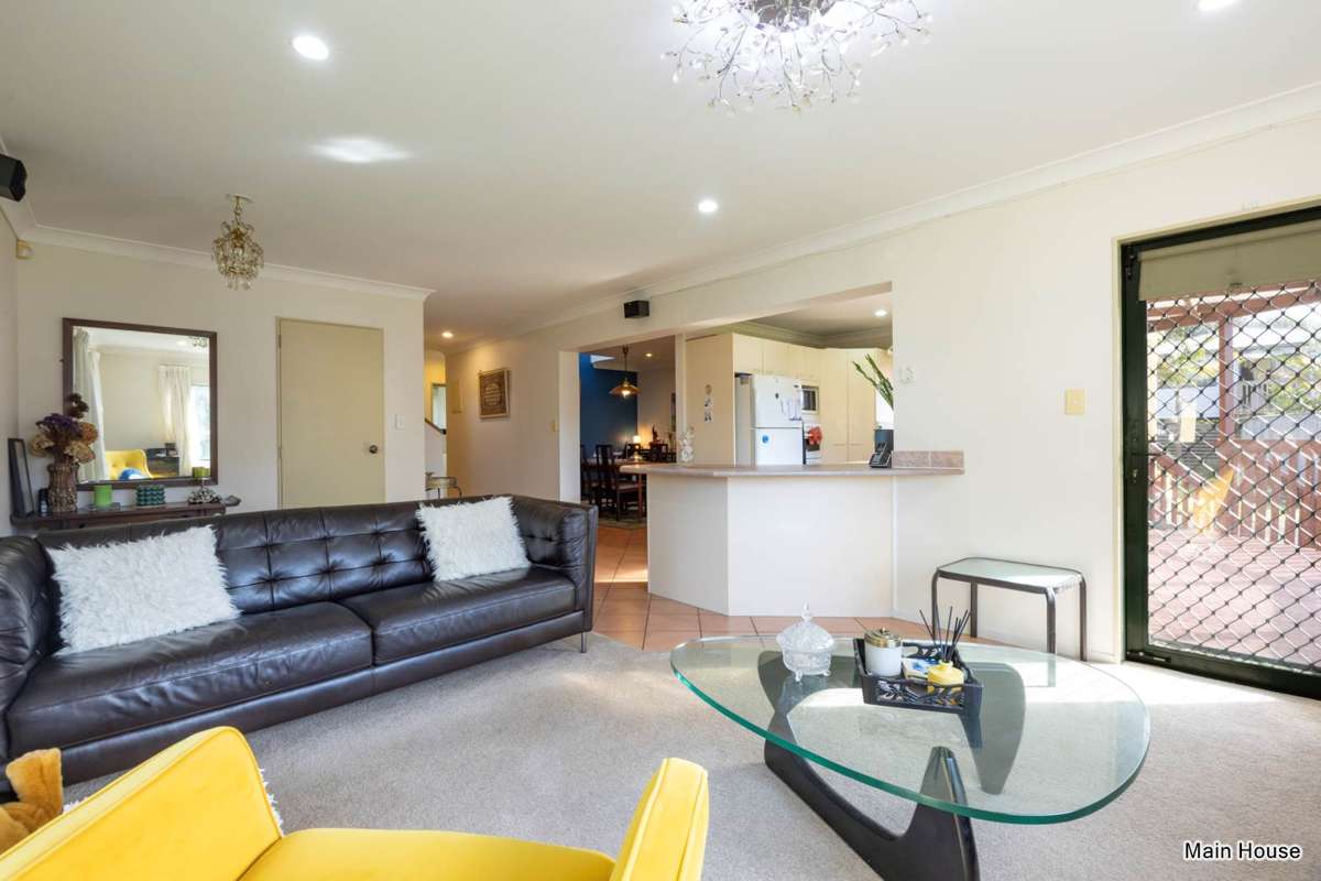 35 & 35a Fruitvale Road_3