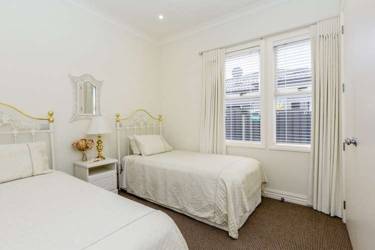 21 Hunter Drive Awatoto_13