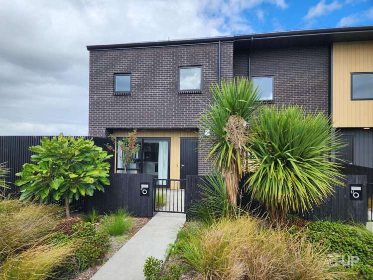 63 Waka Moana Drive Hobsonville_1