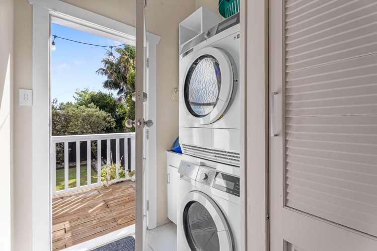 3 Fairlands Avenue 1823_15