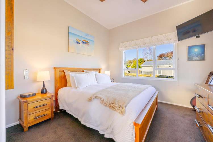 17 Watts Street Waipawa_12