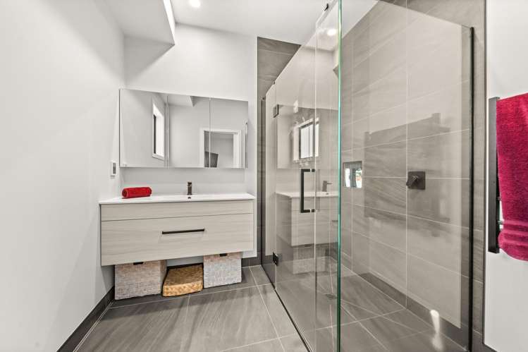 27 Chamberlain Road Upper Plain_12