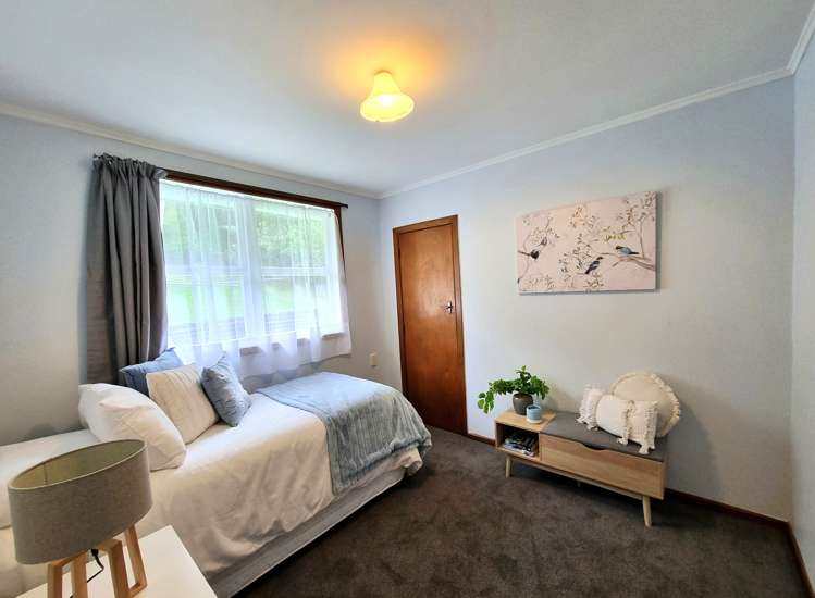 32 Glendale Road Woodhill_10