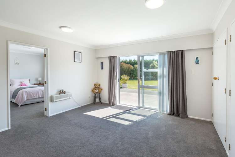101 Lincoln Road Carterton_14