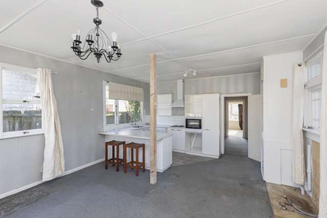 8 Bass Street Woolston_3