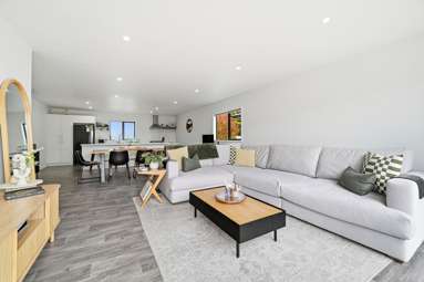 13 Rose Crescent_2