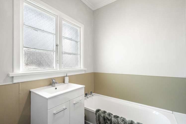 49 Ferry Road Edendale_12