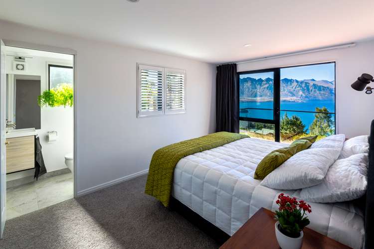 6b Scott Place Fernhill/Sunshine Bay_14