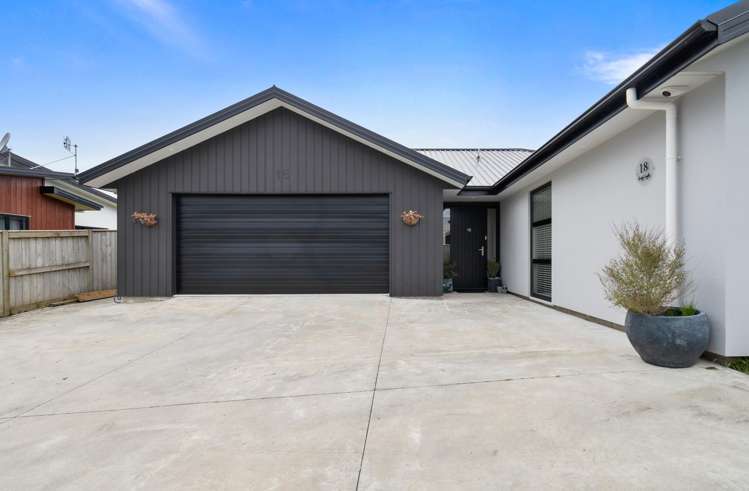 18 Varsity Heights Fitzherbert_3