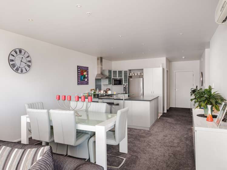 17/90 Customhouse Street Gisborne_4