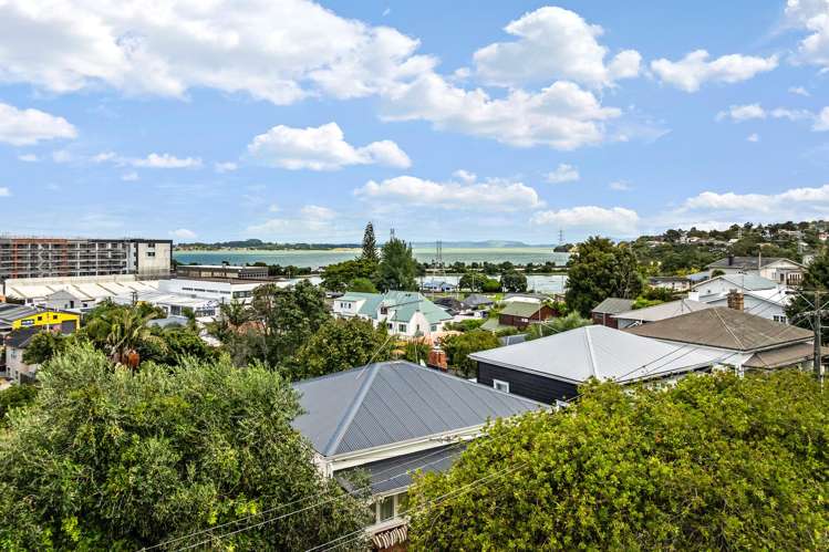 9 Quadrant Road Onehunga_21