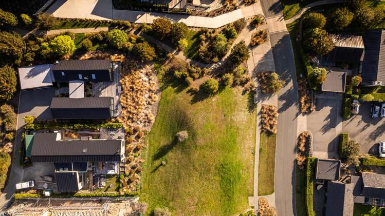 11 Rannoch Drive Jacks Point_19