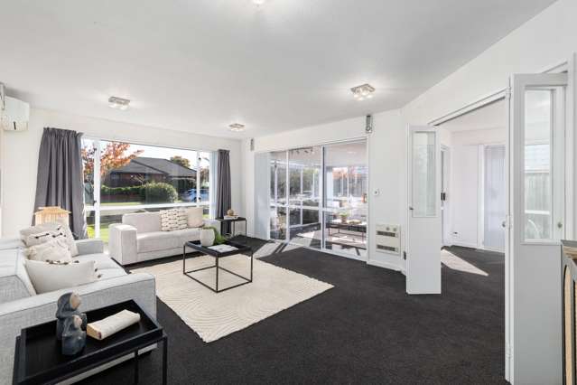 2/52A Berkshire Drive Avonhead_2