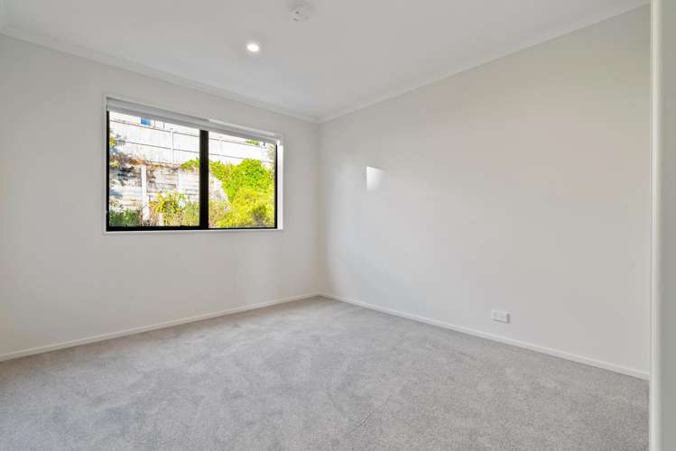 55 Matairangi Avenue Totara Heights_12