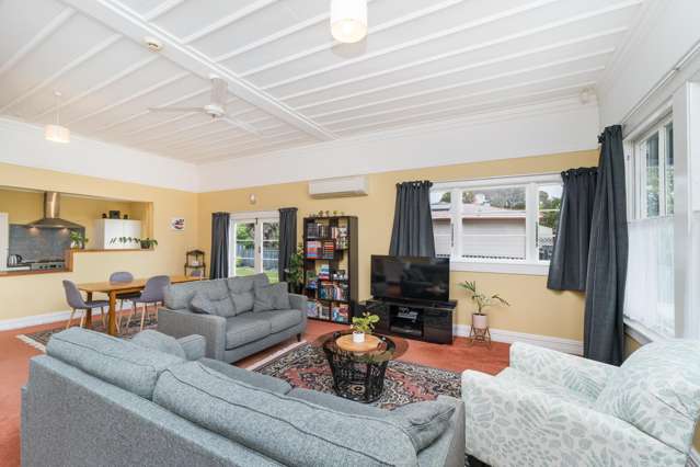 111 Derby Street Feilding_2