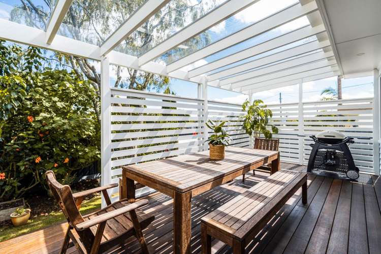 2 Te Puia Street Kamo_15