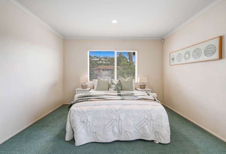 1 Grovenor Drive Orewa_10