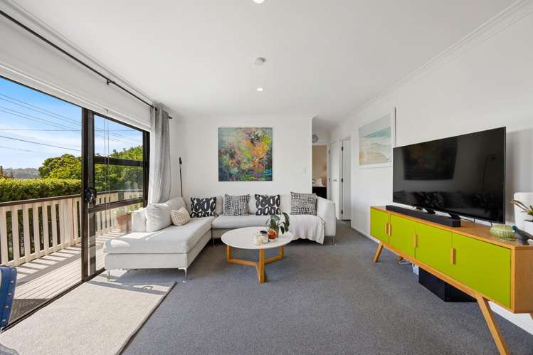 4A Sullivan Avenue Mangere Bridge_3