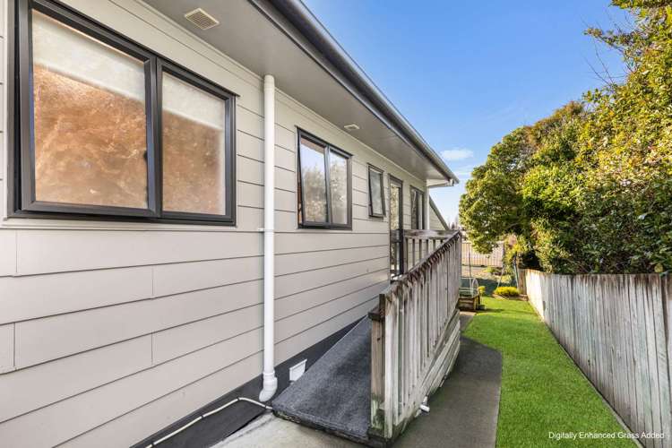 3 Russell Street Marton_19