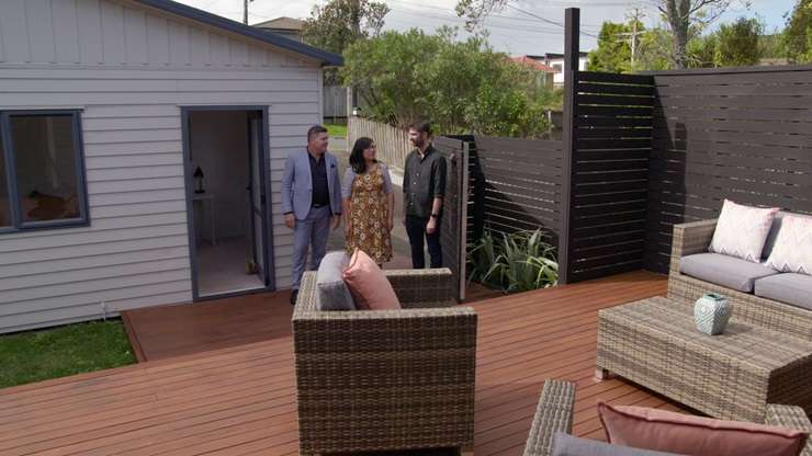 Hosts Jayne Kiely and Paul Glover introduce first-time buyers Adam and Jesz Stokes to what could be their next home. Photo / TVNZ