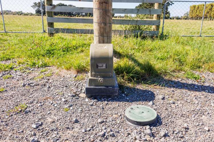 92a & 92b Oroua Road_3